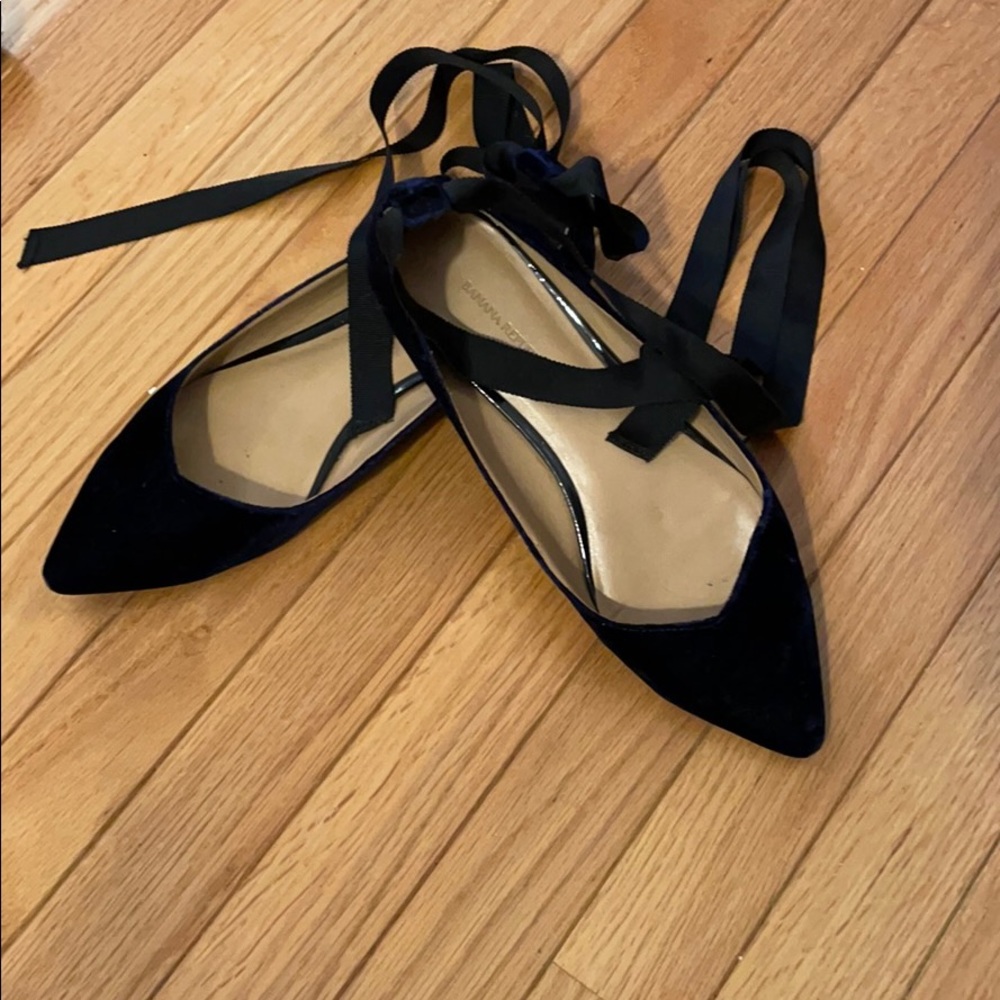 Banana Republic Navy Blue Velvet Flats